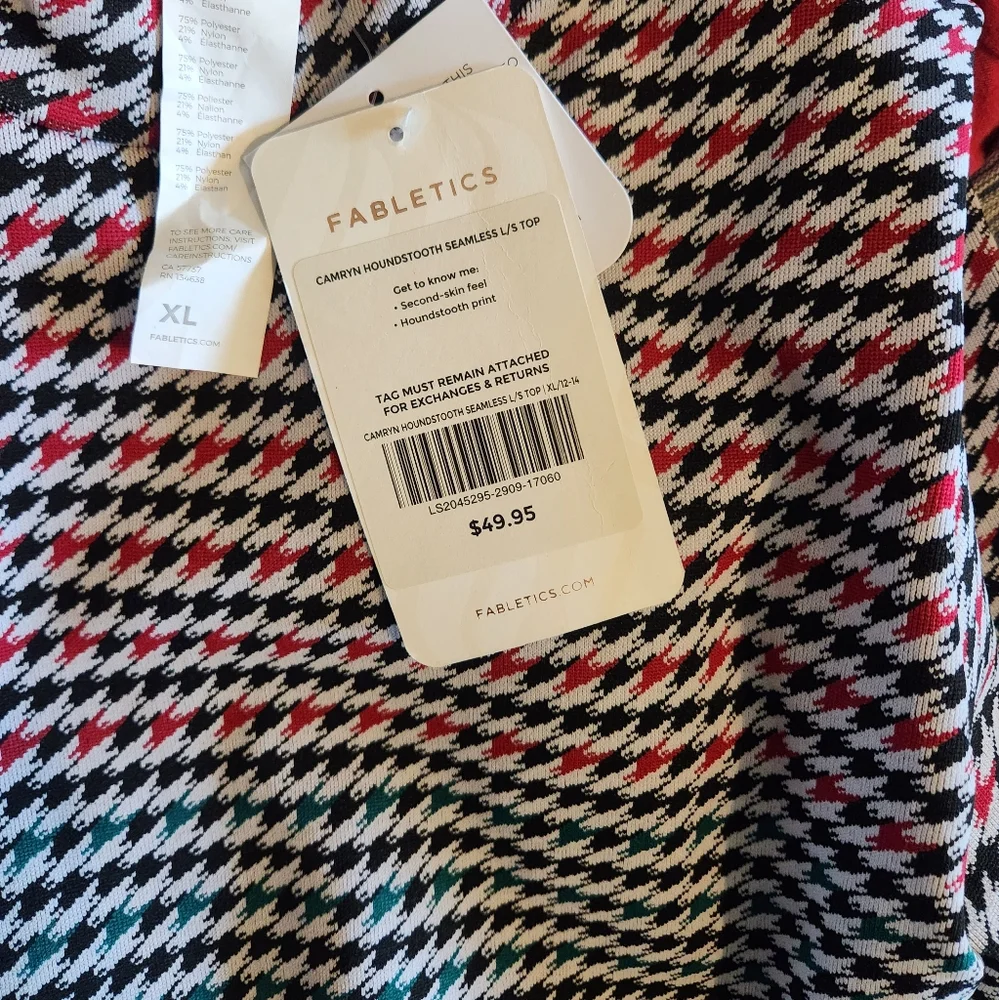 NWT Fabletics crop top - Picture 7 of 7